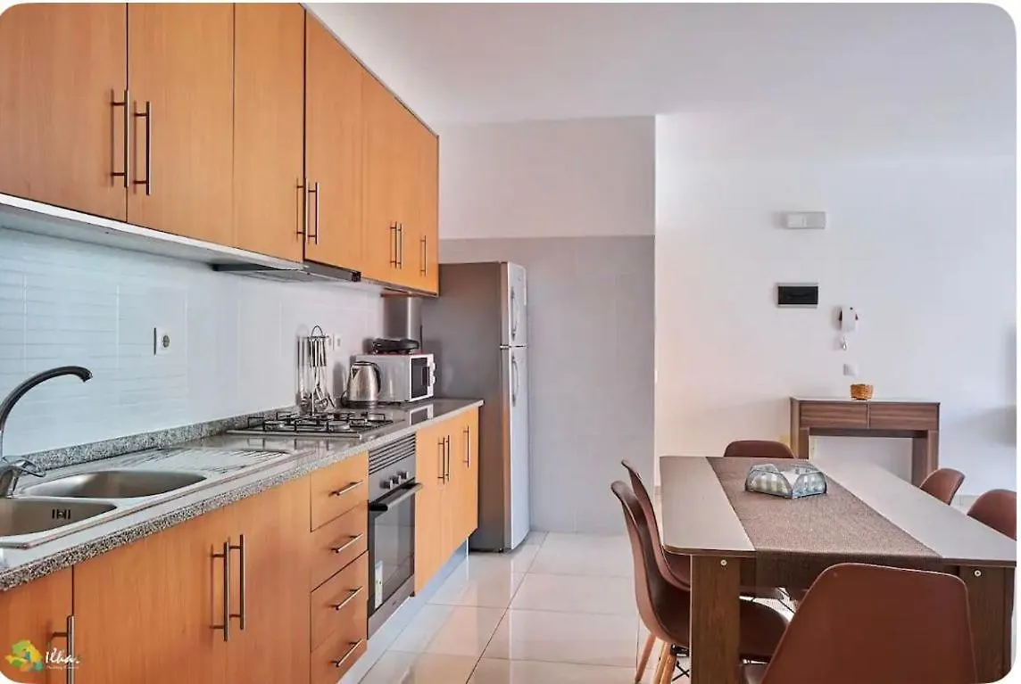 Apartamento Ramos T3 圣玛丽亚